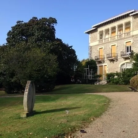 Rental Apartment Canteplan A * Biarritz